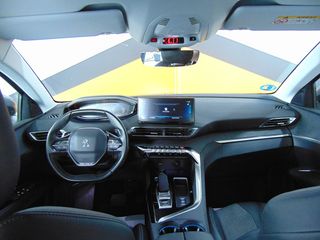 Peugeot 3008 HYBRID 225 eEAT8 ALLURE PACK 2021