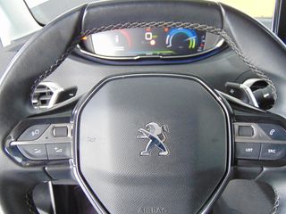 Peugeot 3008 HYBRID 225 eEAT8 ALLURE PACK 2021