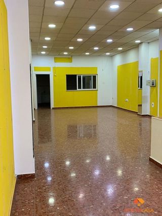 Local comercial en alquiler en Almendralejo