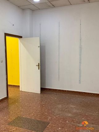 Local comercial en alquiler en Almendralejo