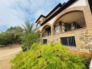 Chalet en venta en Buenavista-Valparaíso-La Legua en Toledo