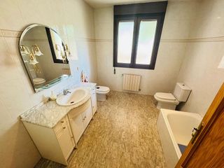 Chalet en venta en Buenavista-Valparaíso-La Legua en Toledo