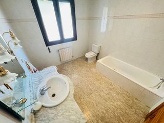 Chalet en venta en Buenavista-Valparaíso-La Legua en Toledo