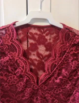 Body de encaje burdeos manga larga