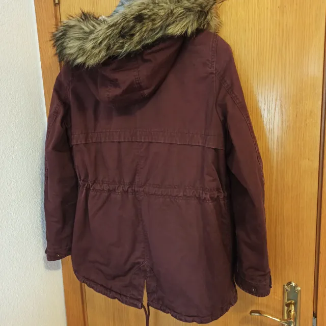Parka mujer burdeos con capucha T.42