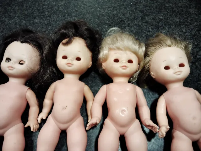 Lote 4 Muñecas Famosa