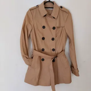 Gabardina Stradivarius Beige Talla S/36/8