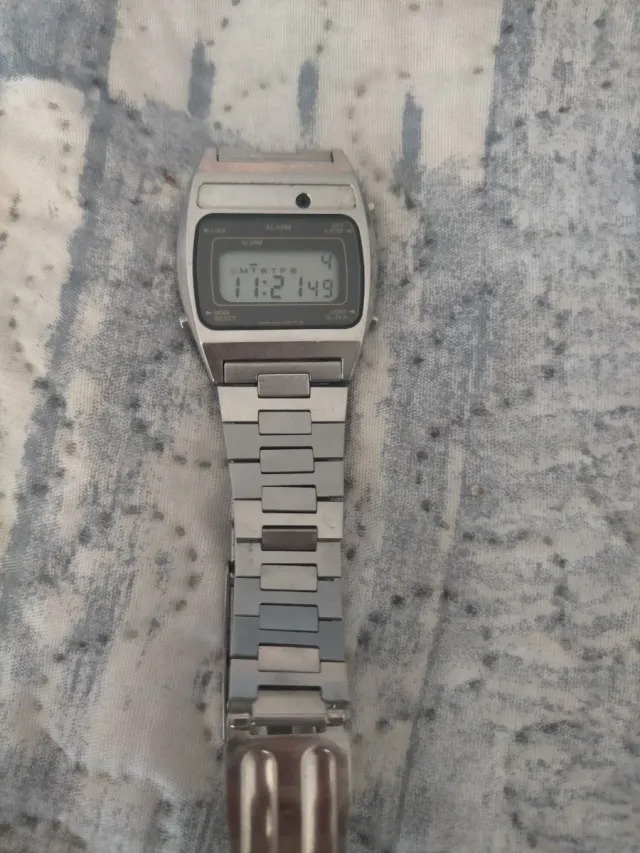 Reloj Seiko Digital Años 70 en muy buen estado.