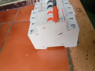 Interruptores Térmicos Moeller AT59F