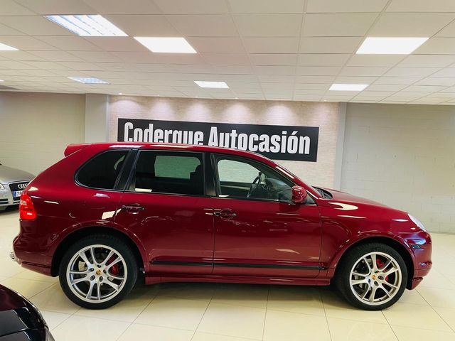 Porsche Cayenne GTS