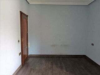 Piso en venta en Torreperogil