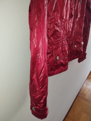 Cazadora chubasquero mujer