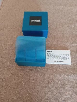 Scatola porta orologi Casio blu