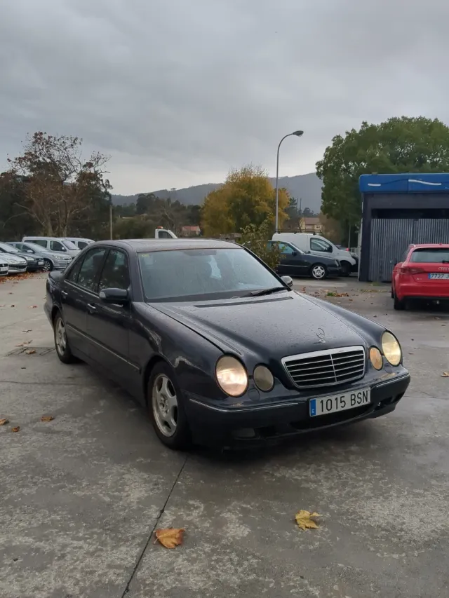 Mercedes-Benz Clase E 2002