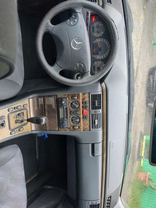 Mercedes-Benz Clase E 2002
