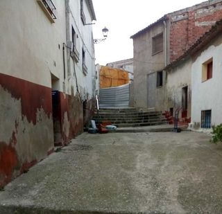 Casa adosada en venta en Alcañiz
