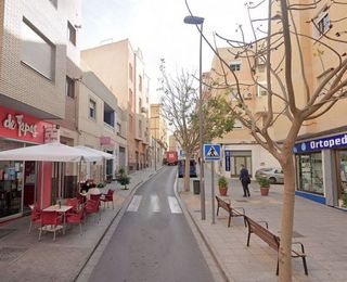 Piso en venta en San Luis en Almería