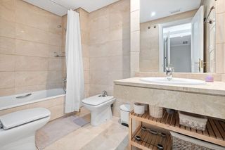 Piso en venta en Nueva Andalucía centro en Marbella