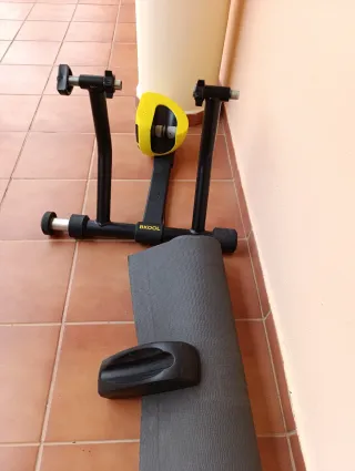 Rodillo Bkool y Bicicleta Wolfbike