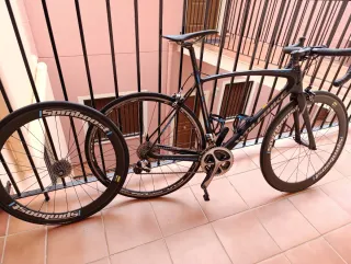 Rodillo Bkool y Bicicleta Wolfbike