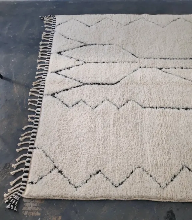 Tapete de Lã Bege e Preto