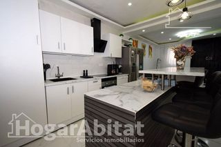 Chalet en venta en Alginet