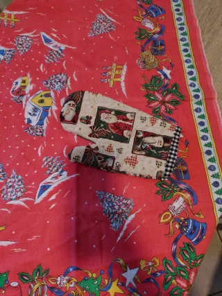 Tovaglia e guanto forno a tema natalizio