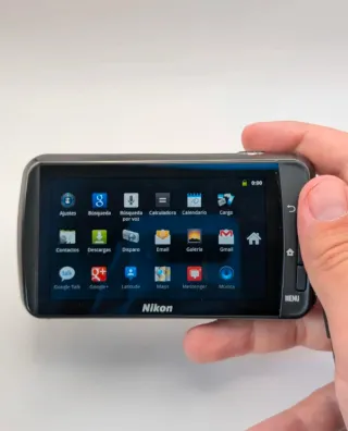 Nikon Coolpix S800C WiFi Android