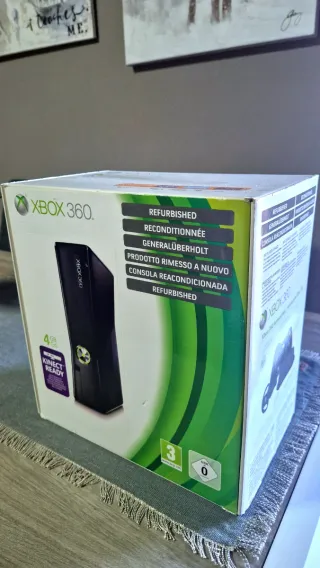 Caja XBOX 360 Refurbished Kinect Ready