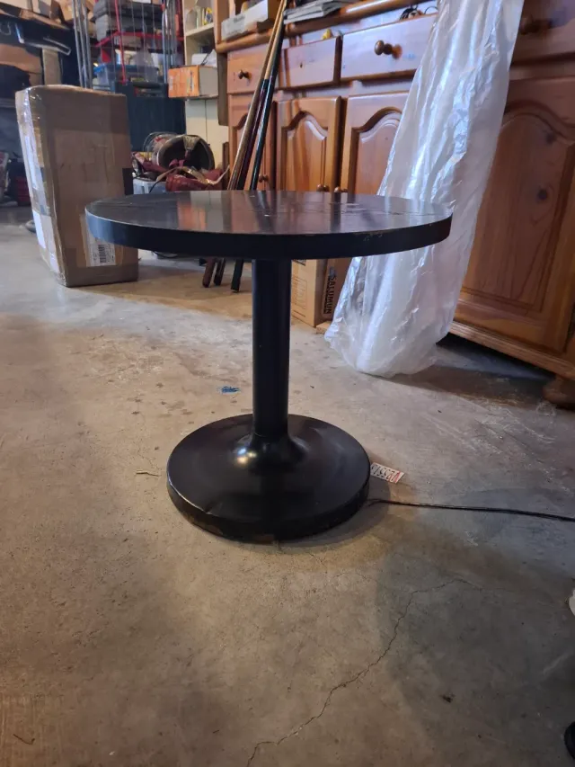 Mesa redonda negra terraza/bar