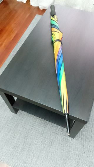Paraguas arcoíris multicolor