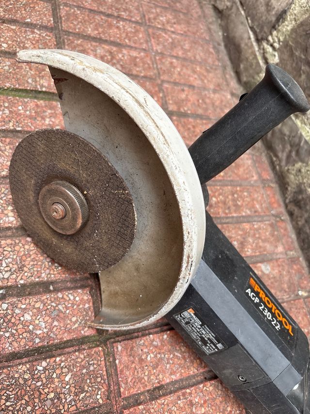 Radial Protool AGP 230-22 para piezas