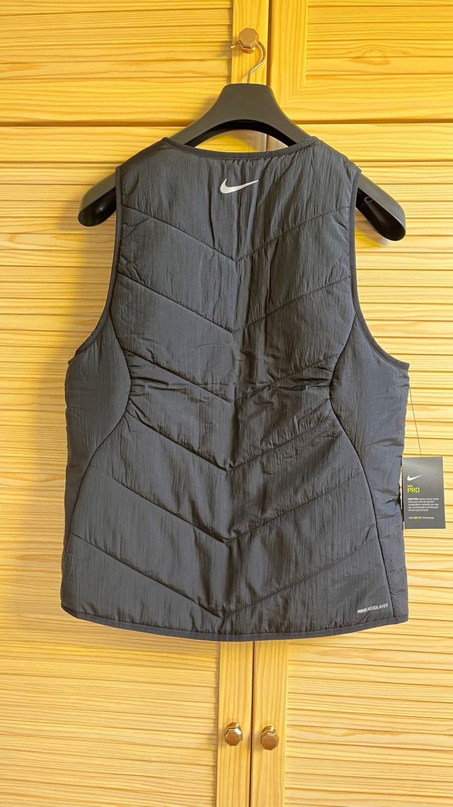 Chaleco Nike Pro Reversible.