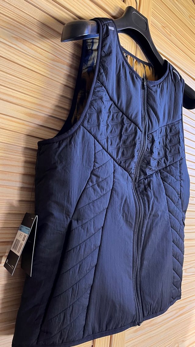 Chaleco Nike Pro Reversible.