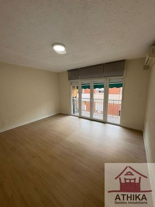 Piso en venta en El Mercado en Manises