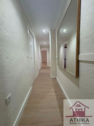 Piso en venta en El Mercado en Manises