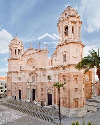 Piso en venta en Centro Histórico - Plaza España en Cádiz