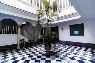 Piso en venta en Centro Histórico - Plaza España en Cádiz