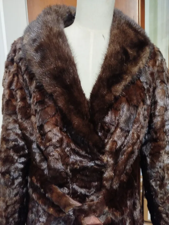 Chaquetón de pelo marrón