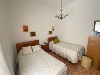 Casa adosada en venta en Hellín