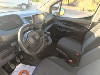 Peugeot Partner 2022