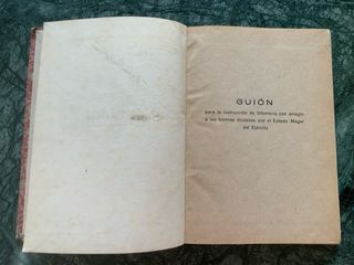Libro antiguo: Guion táctico de infantería