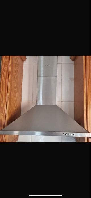 Campana extractora SAGA