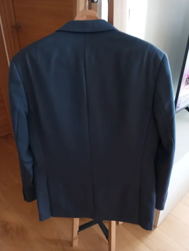 Traje de caballero azul