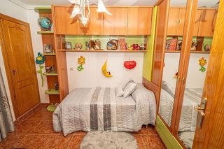 Casa adosada en venta en Bailén