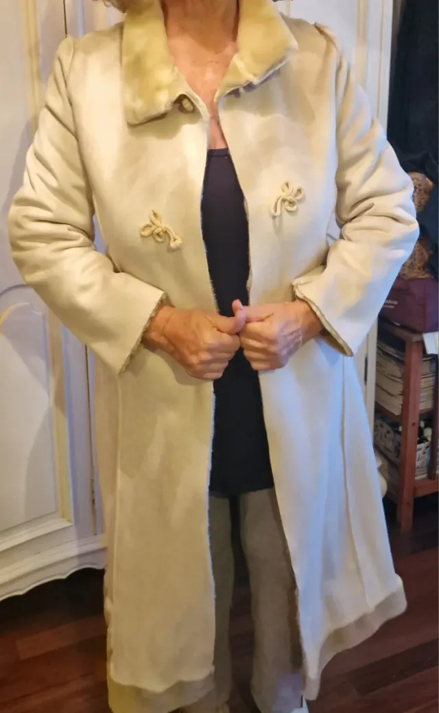 Abrigo de mujer Lorca Atelier – Hecho en Italia