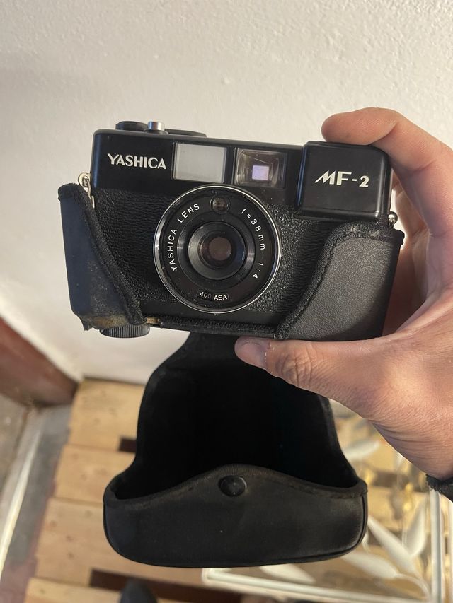 Yashica MF-2 Fotocamera