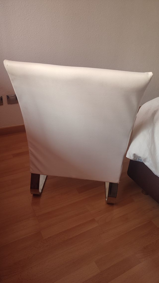 Sillón polipiel blanco