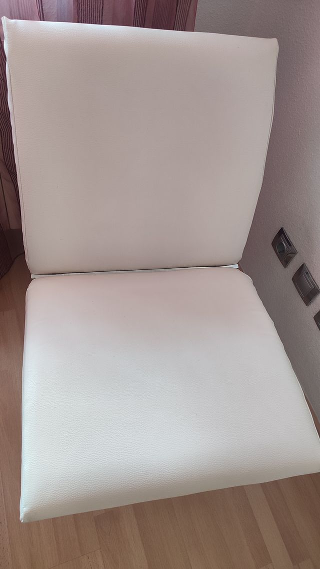 Sillón polipiel blanco