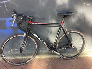 Bicicleta de carretera Bulls
